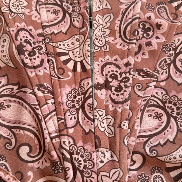 Corset Cropped Tank - Picture 3 of 5